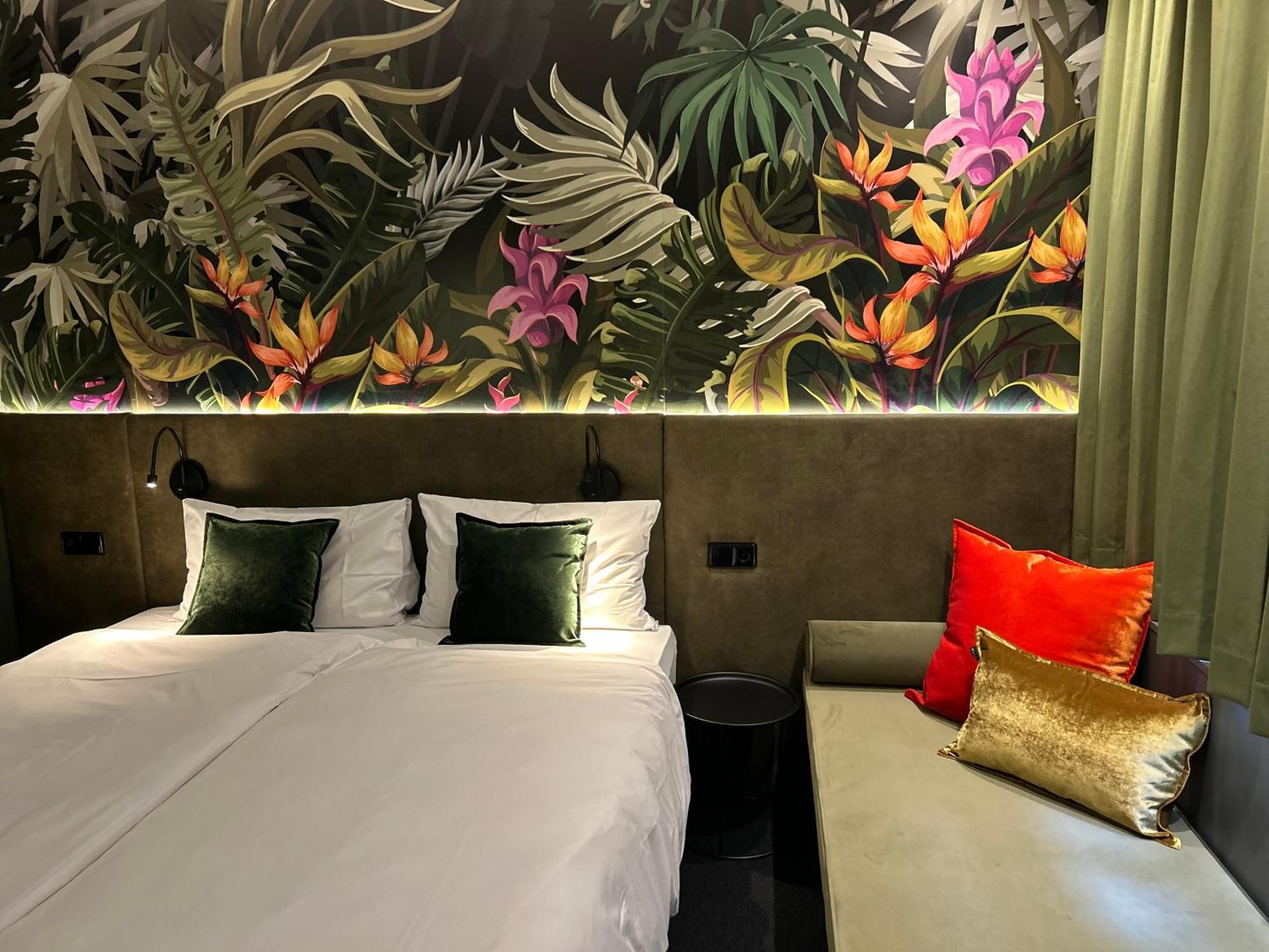 Rugs Hotel